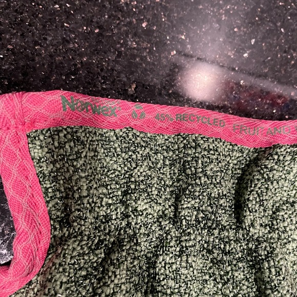 Fruit and Vegetable Mit - 45% Recycled Materials - NEW - Green/Pom Trim - Picture 6 of 9